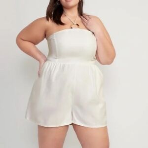 Old Navy Linen Blend O Ring Halter Romper